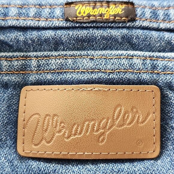 Wrangler Men's Straight Leg Jeans, 100% Cotton, 36x34 - Picture 7 of 9